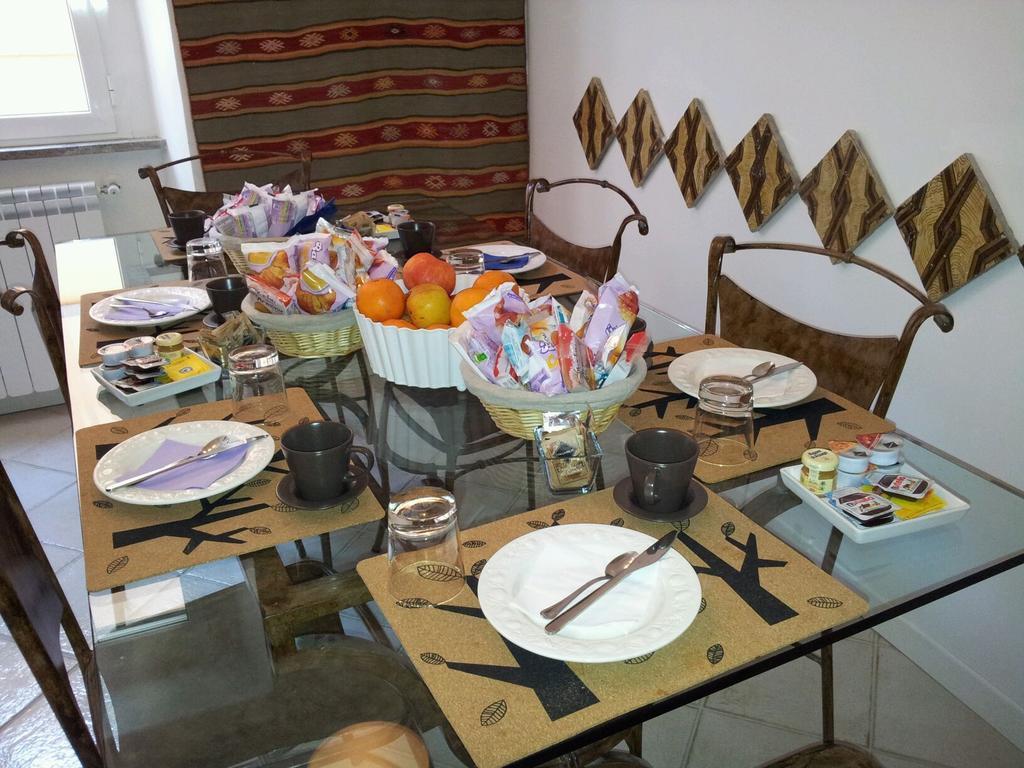 ローマ Casa Anitaゲストハウス エクステリア 写真